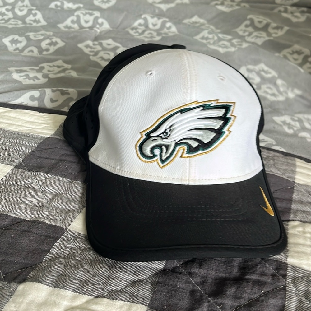 Eagles hat